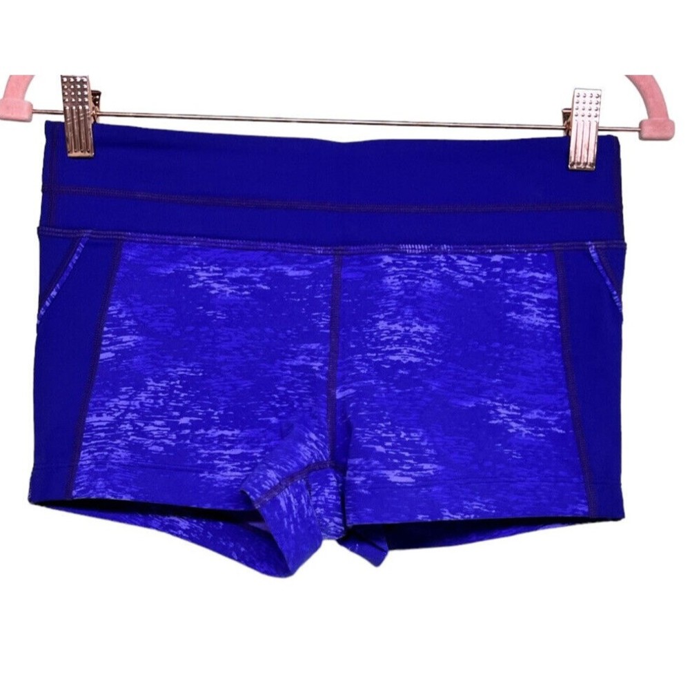 Athleta Stealth Shortie Printed‎ Purple Stretch Gym Workout Shorts Women’s Small